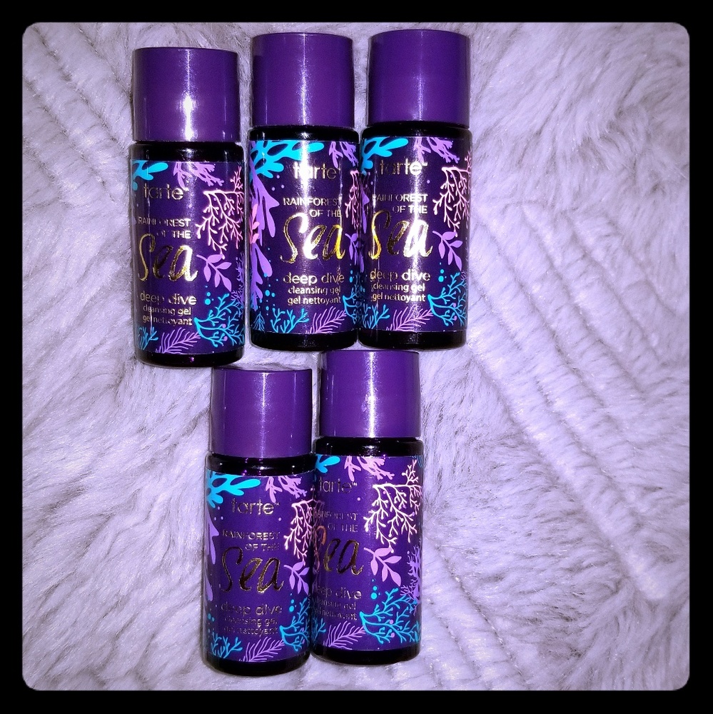 Tarte rainforest cleansing gel